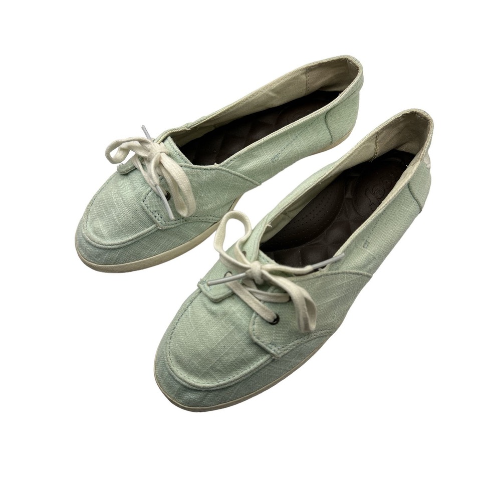 Reef Ladies Shoes Light Green Slip ons w/ Laces Size 8.5 Deck Shoes